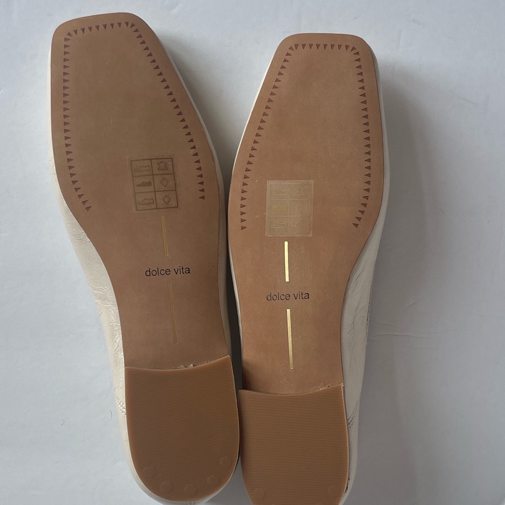 Dolce Vita Cream Square-Toe Ballet Flats with Bow - Picture 2 of 5